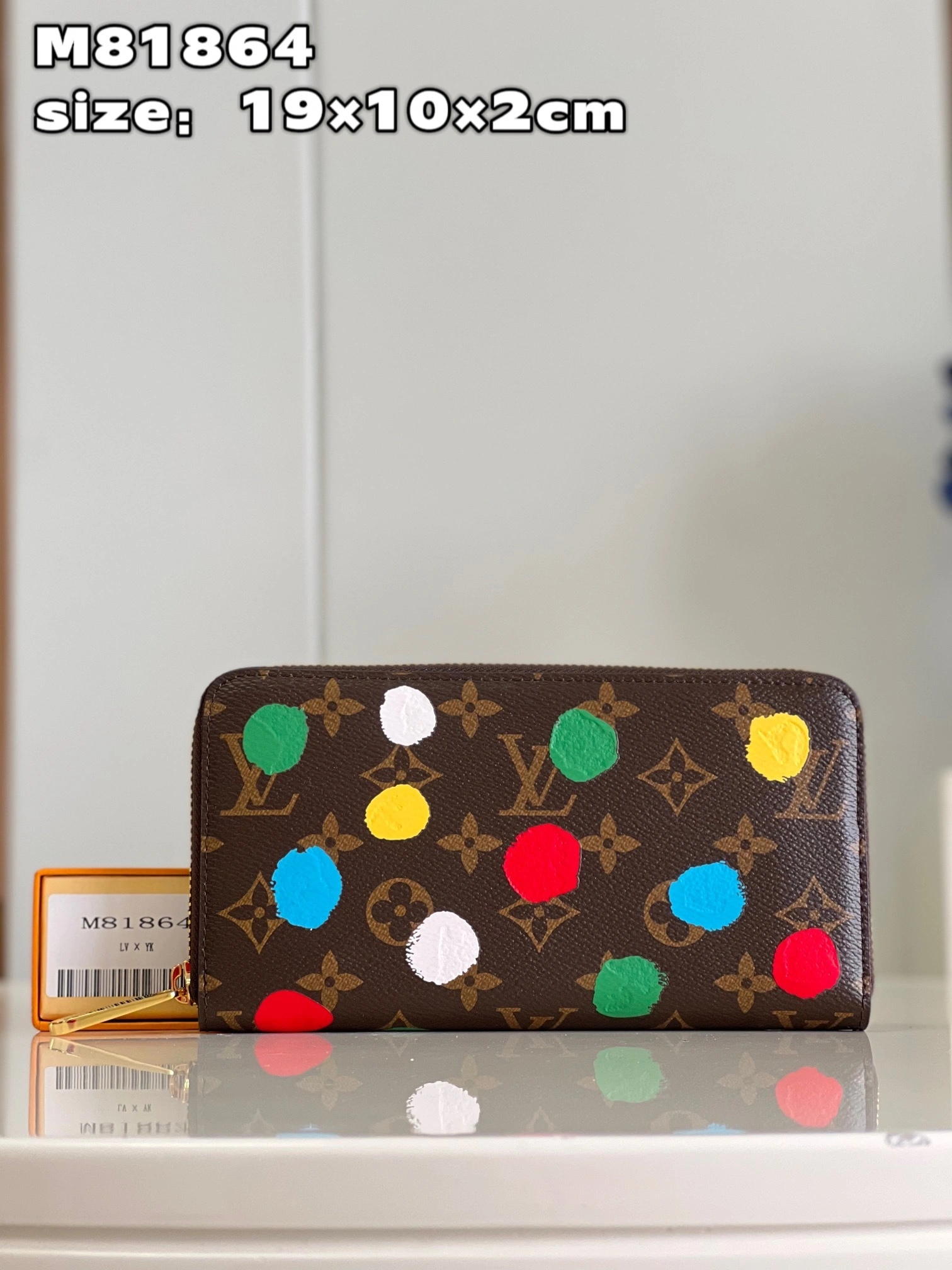 MOMO- high quality version M81864 Zippy item：C-B000C1807C