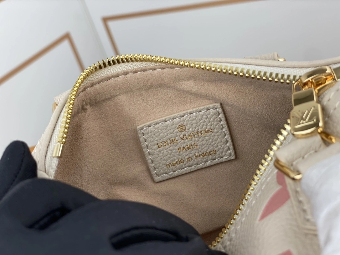MOMO- high quality version M81913 Nano Speedy item：C-B000C1815C