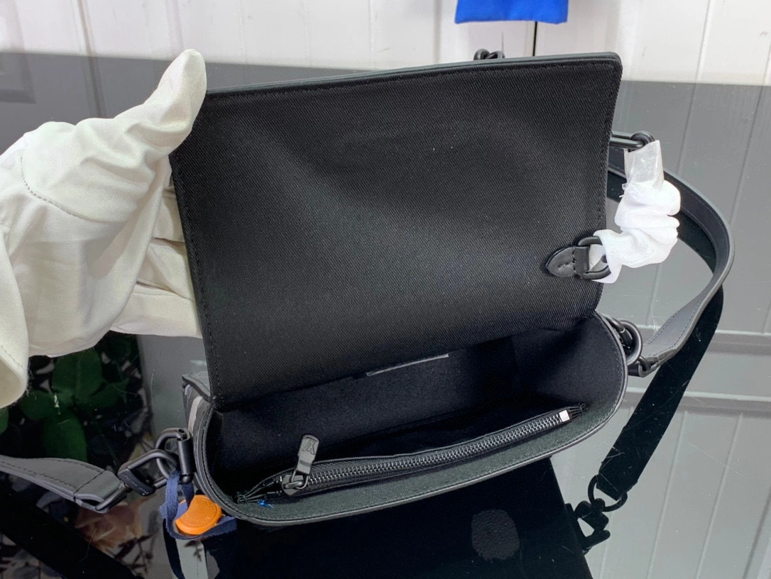 MOMO- high quality version M81935 STEAMER item：C-B063A3117C