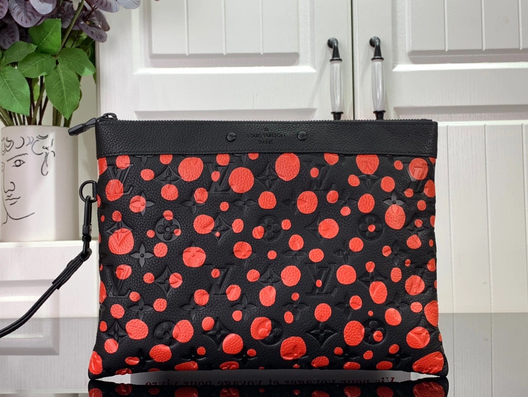 MOMO- high quality version M82019 Pochette To Go item：C-B063A3112C