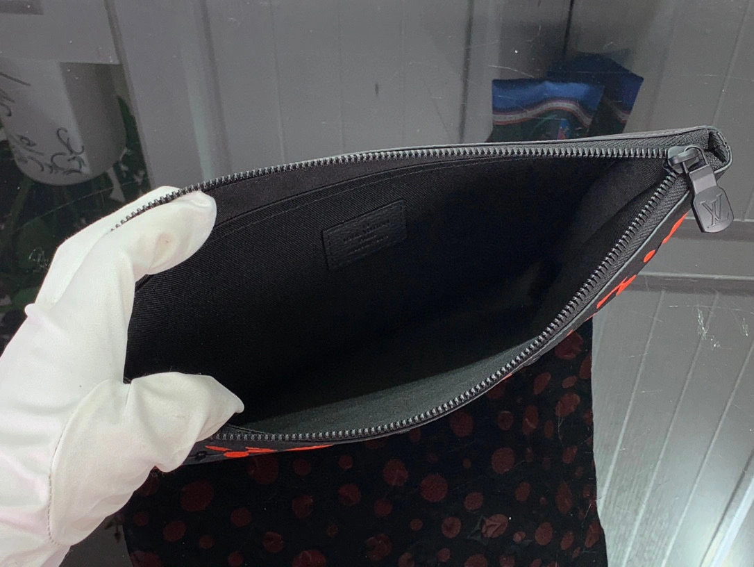 MOMO- high quality version M82019 Pochette To Go item：C-B063A3112C