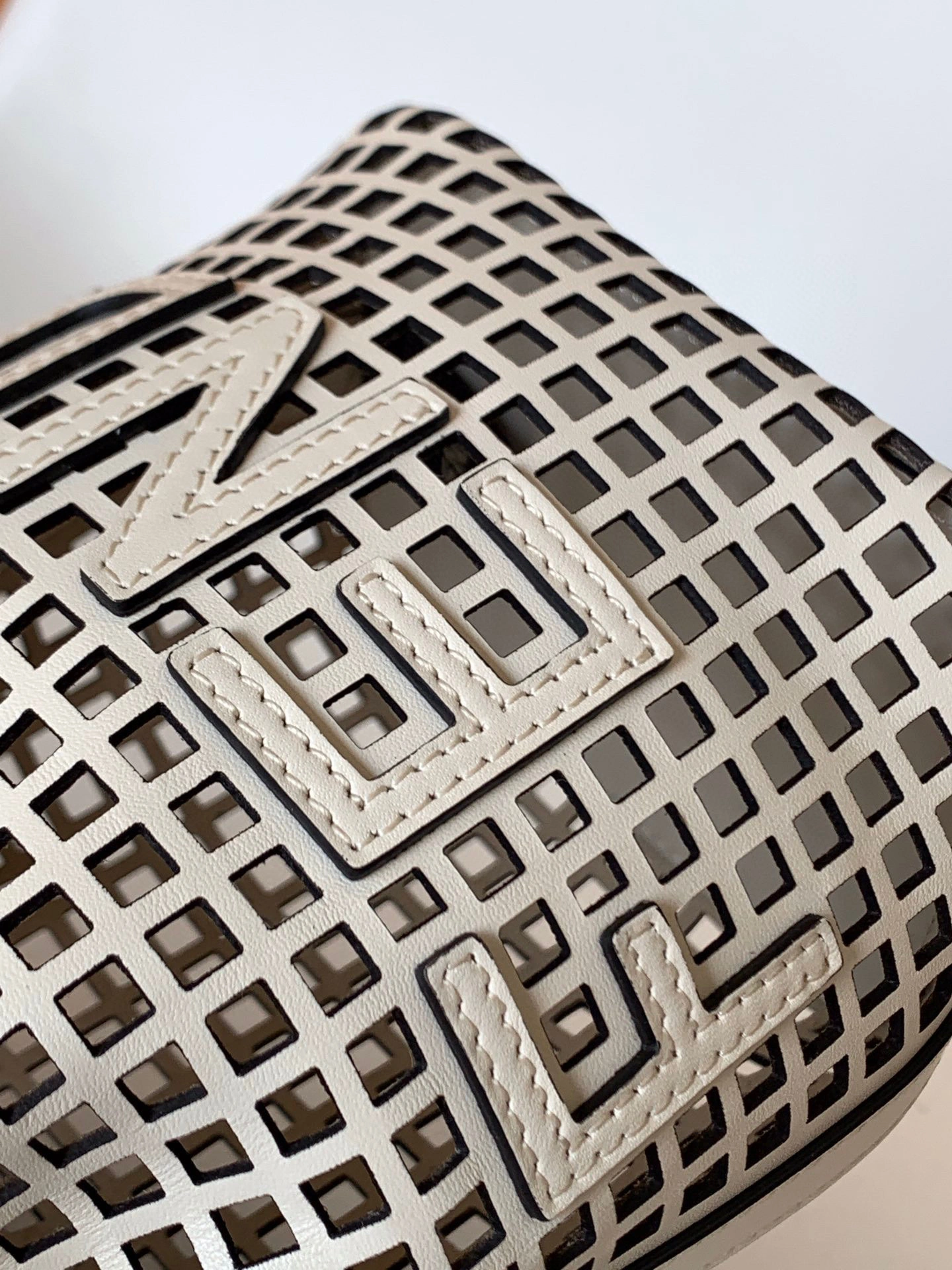 MOMO- high quality version Mon Tresor mini item：B-B000J1421C