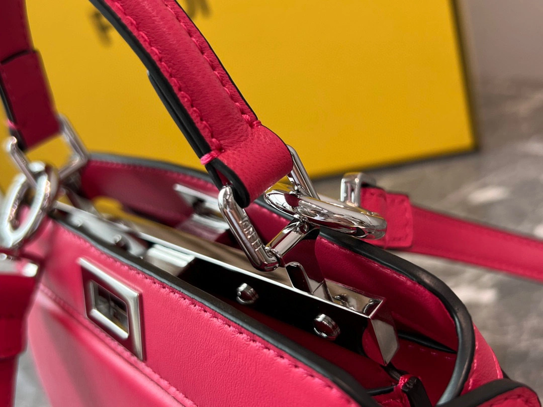 MOMO- high quality version Peekaboo ISeeU item：B-B000G3011C