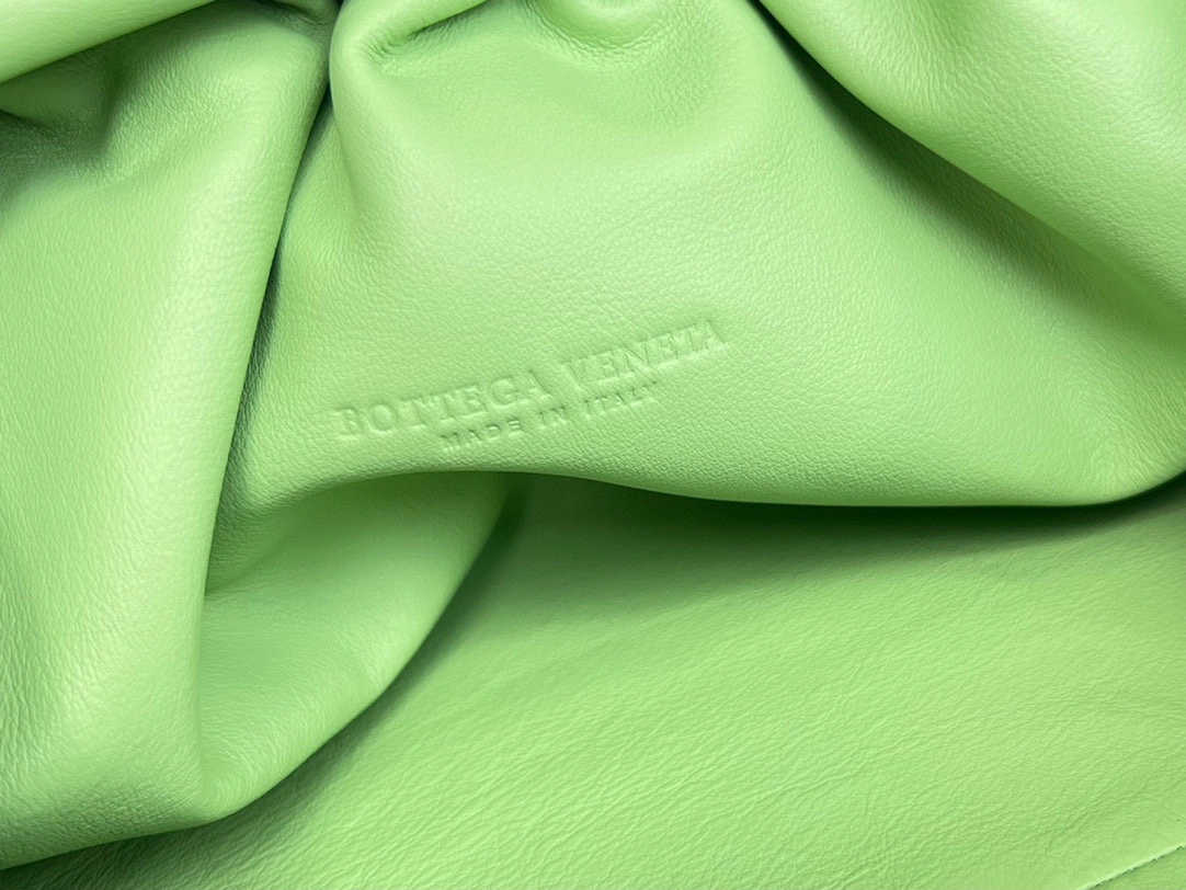 MOMO- high quality version Punch item：B-B063H1818C