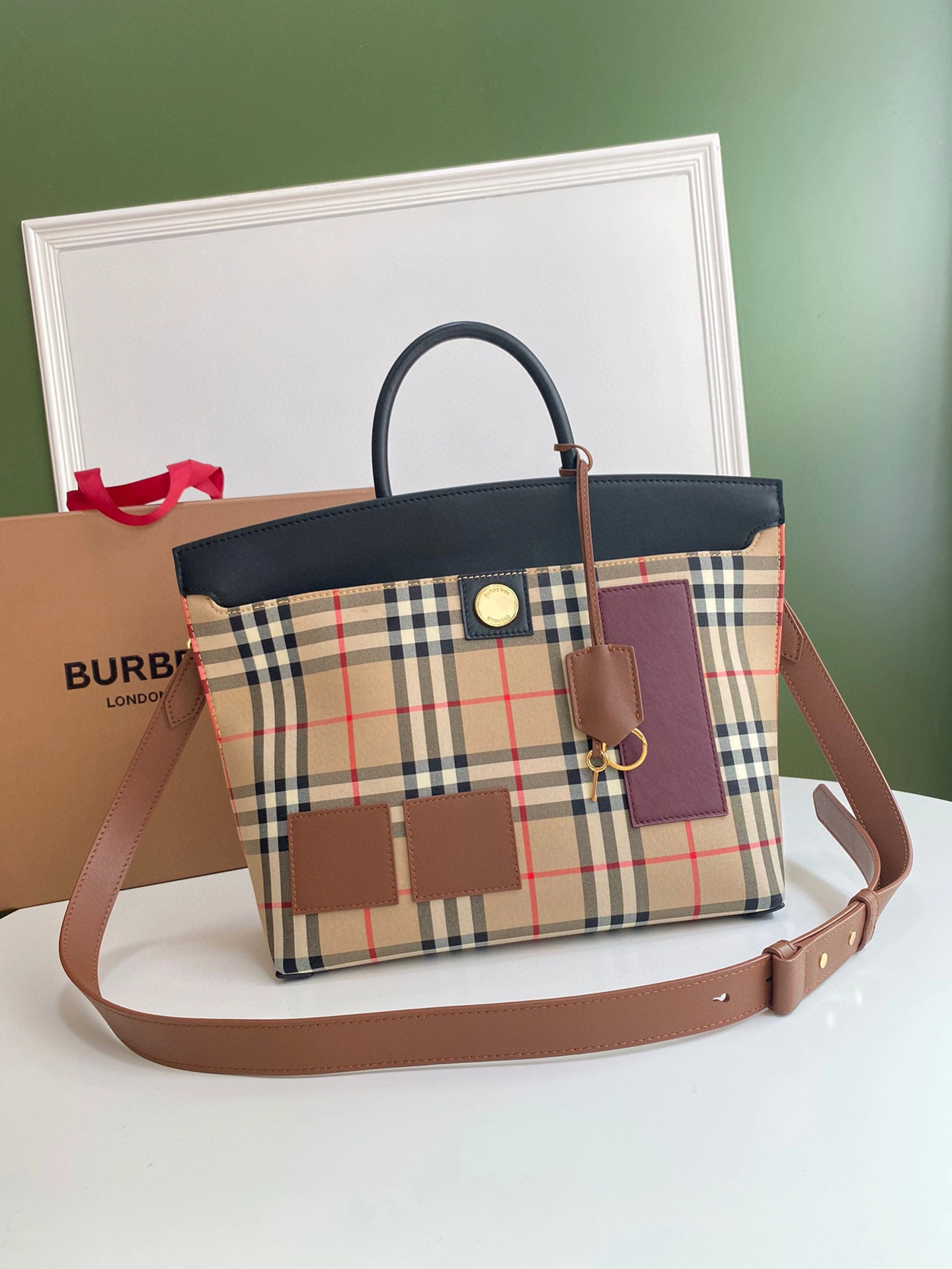 MOMO- high quality version Society item：C-B000A1124C