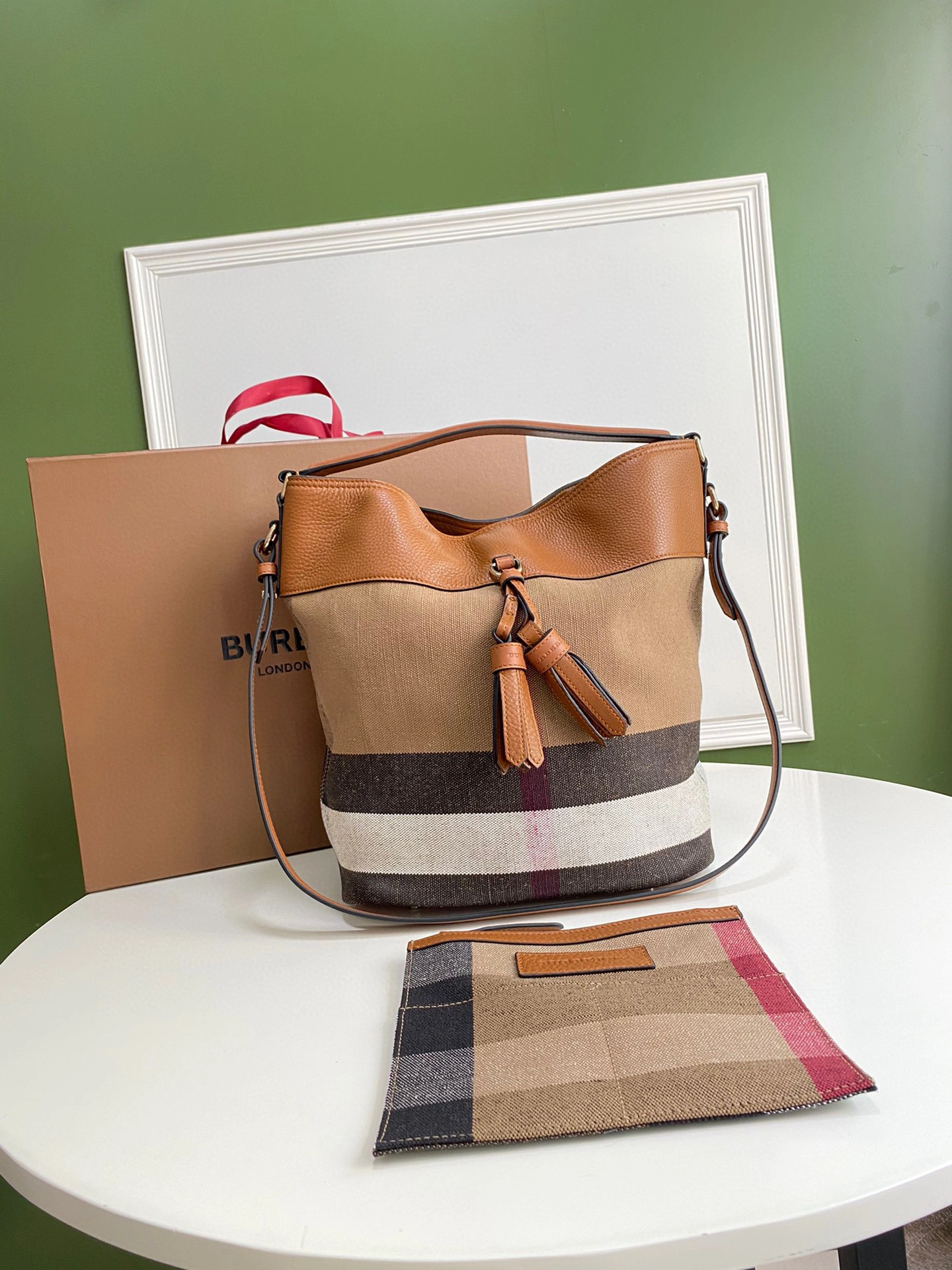 MOMO- high quality version The Ashby item：C-B000A1123C