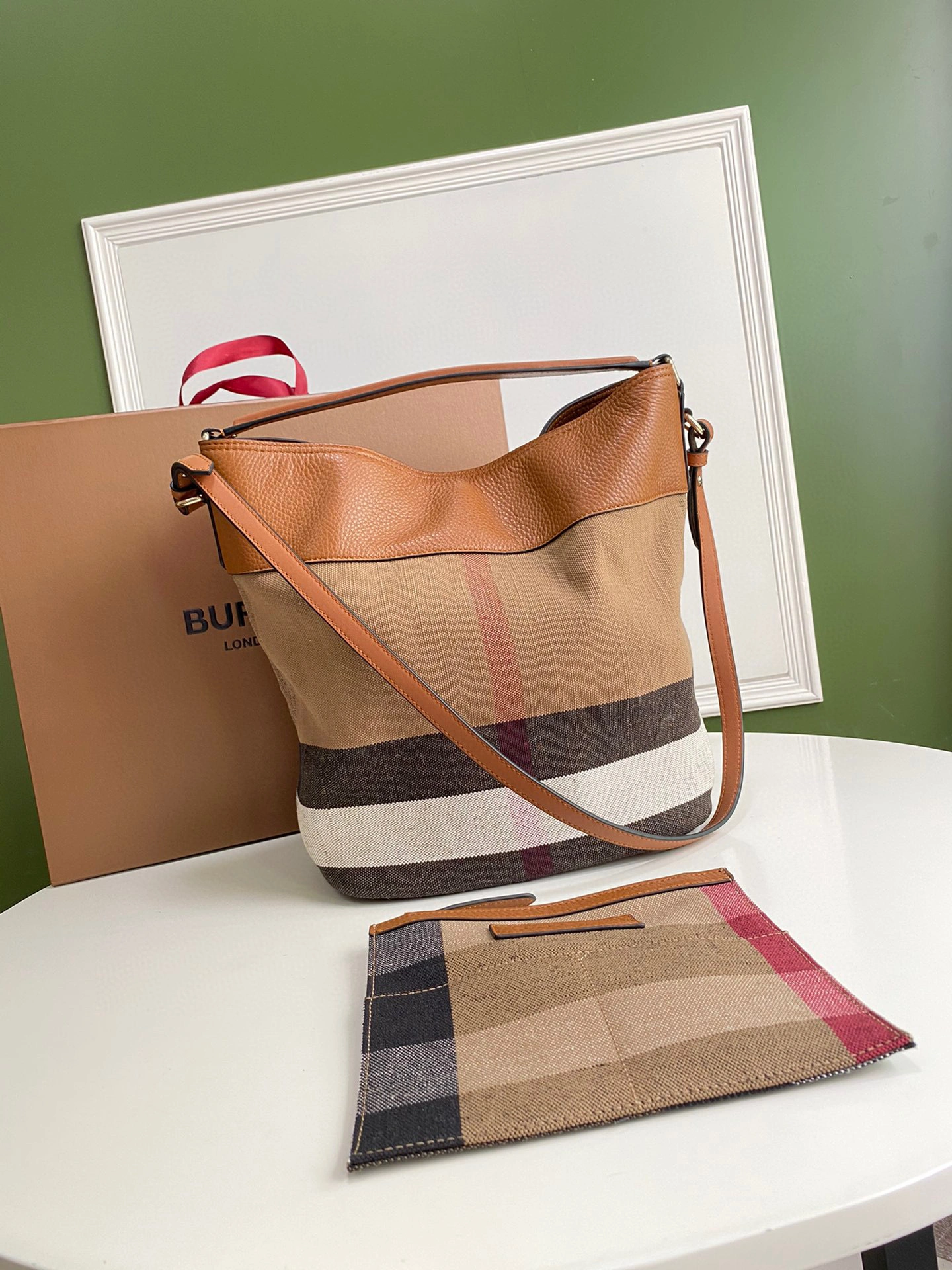 MOMO- high quality version The Ashby item：C-B000A1123C