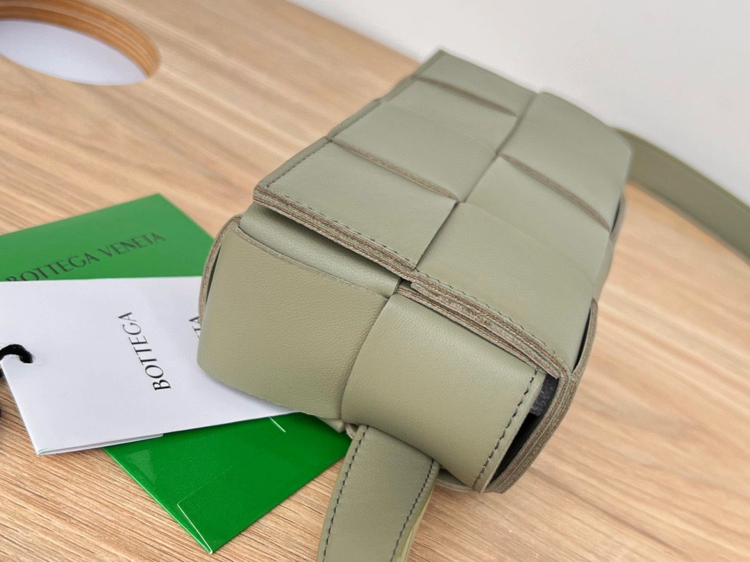 MOMO- high quality version cassette lambskin item：B-B063I0705C
