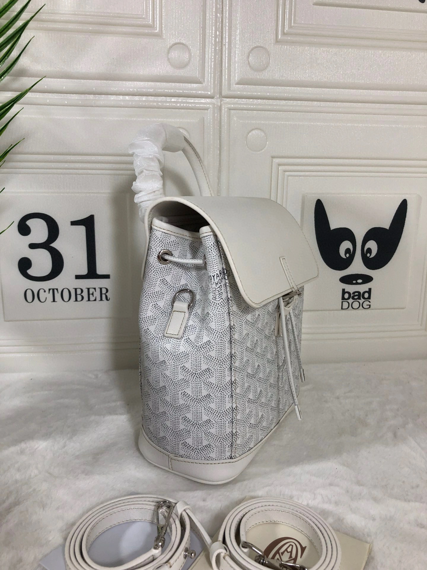 MOMO- high quality version cowhide item：B-B063H0340C