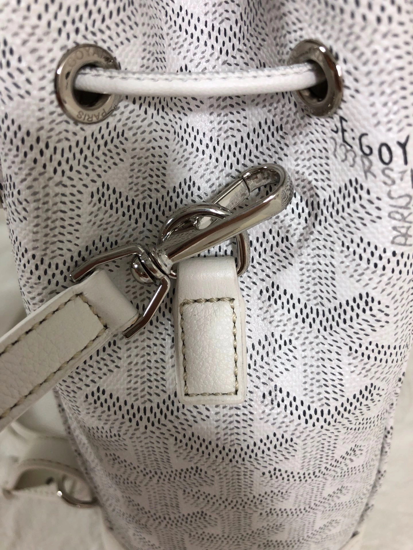 MOMO- high quality version cowhide item：B-B063H0340C