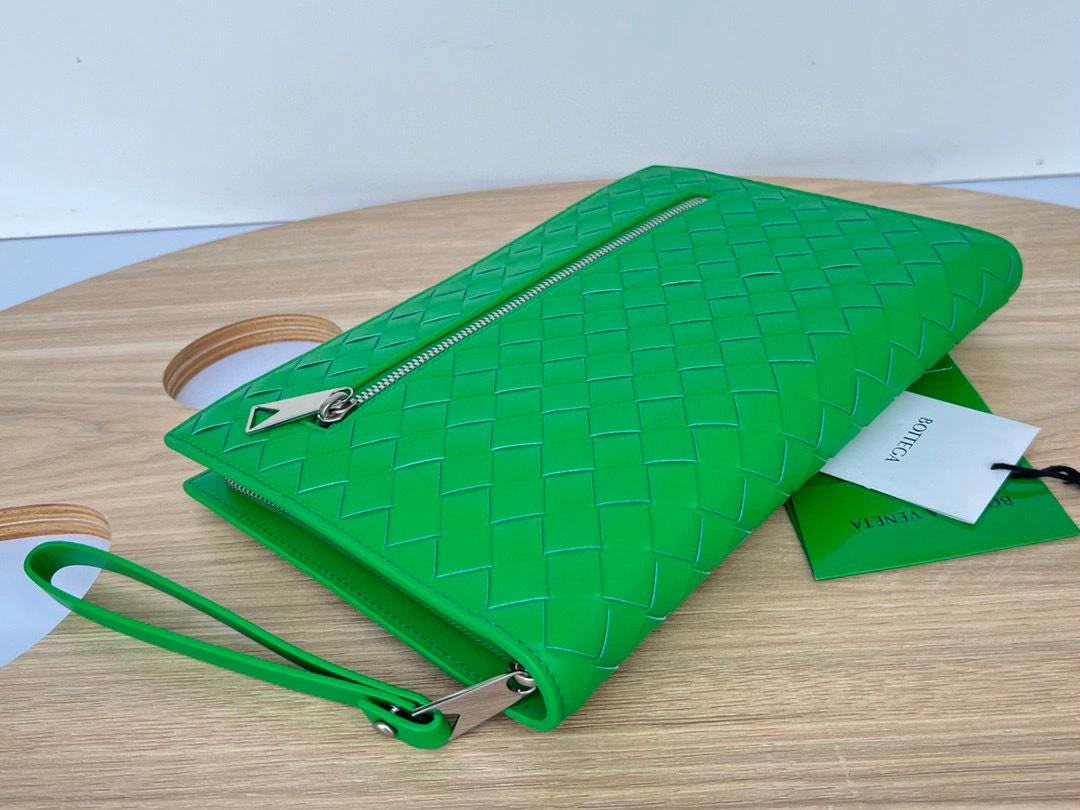 MOMO- high quality version cowhide item：B-B063K1022C