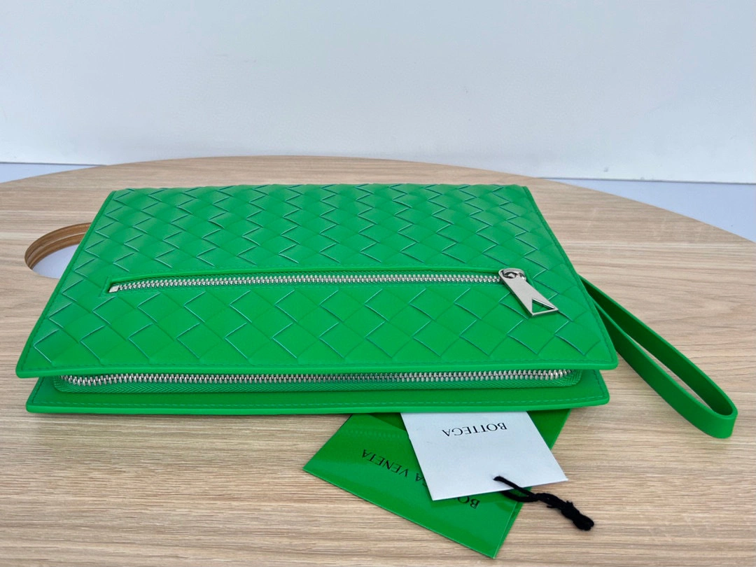 MOMO- high quality version cowhide item：B-B063K1022C