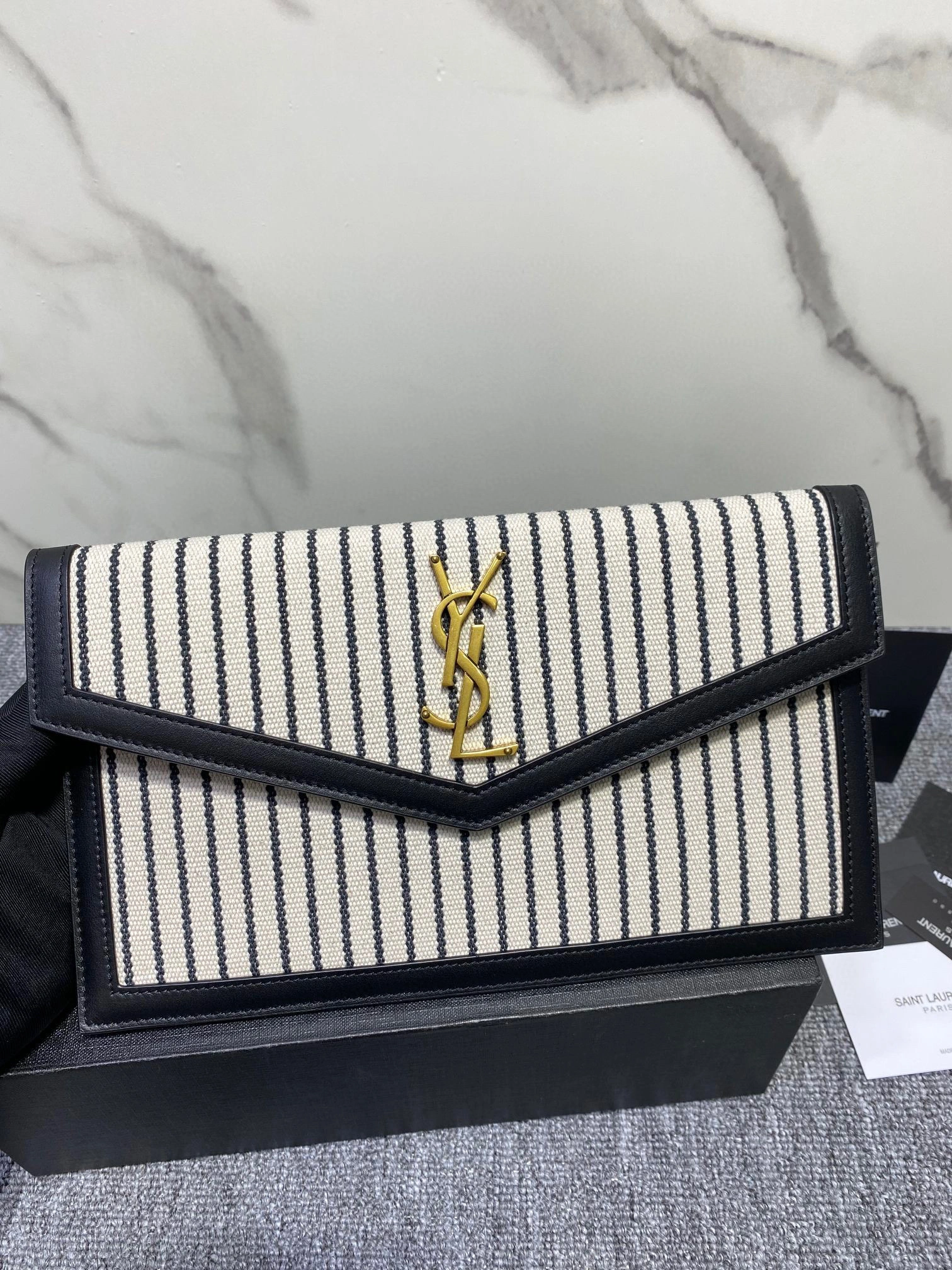 MOMO- high quality version item：B-B000G2928C