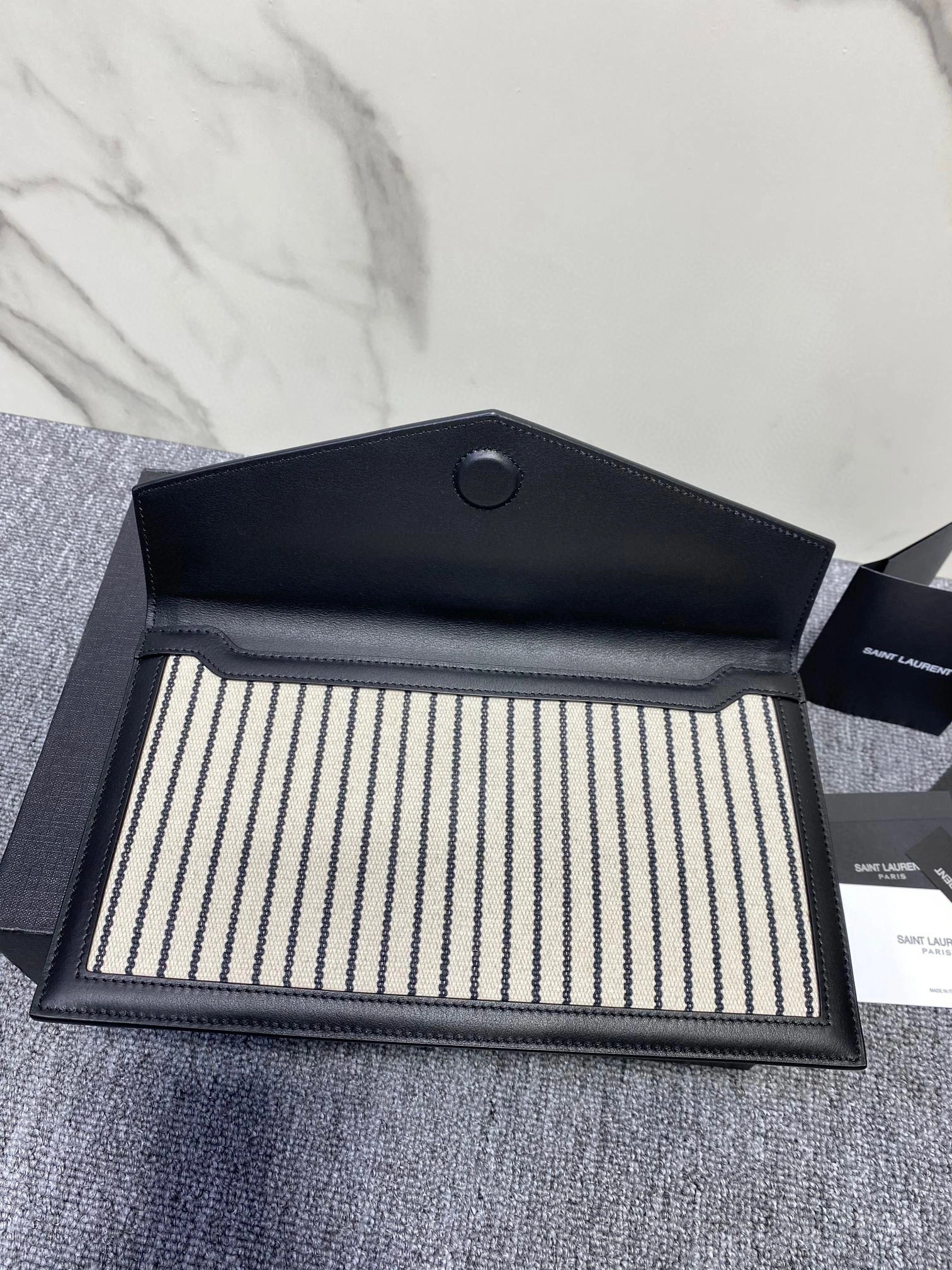 MOMO- high quality version item：B-B000G2928C