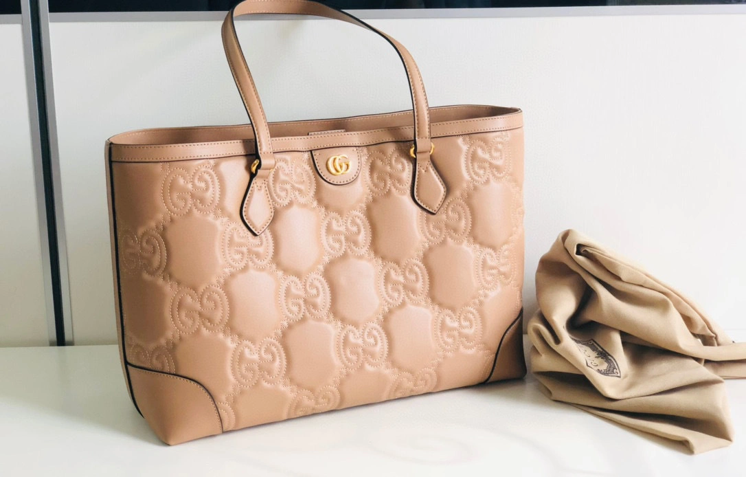 MOMO- high quality version item：B-B063G2303C
