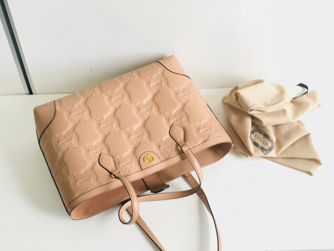 MOMO- high quality version item：B-B063G2303C