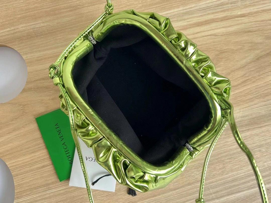 MOMO- high quality version item：B-B598H2418C