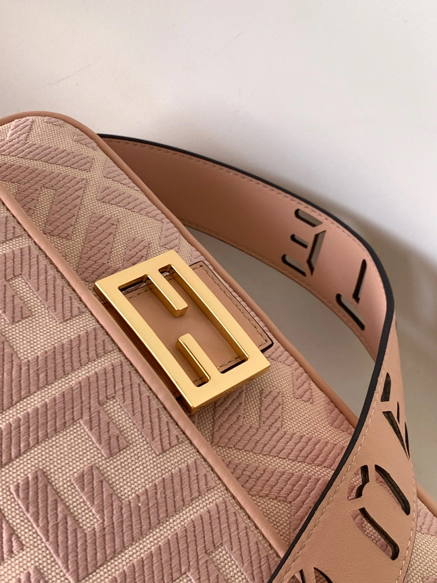 MOMO- high quality version item：C-B000B0209C