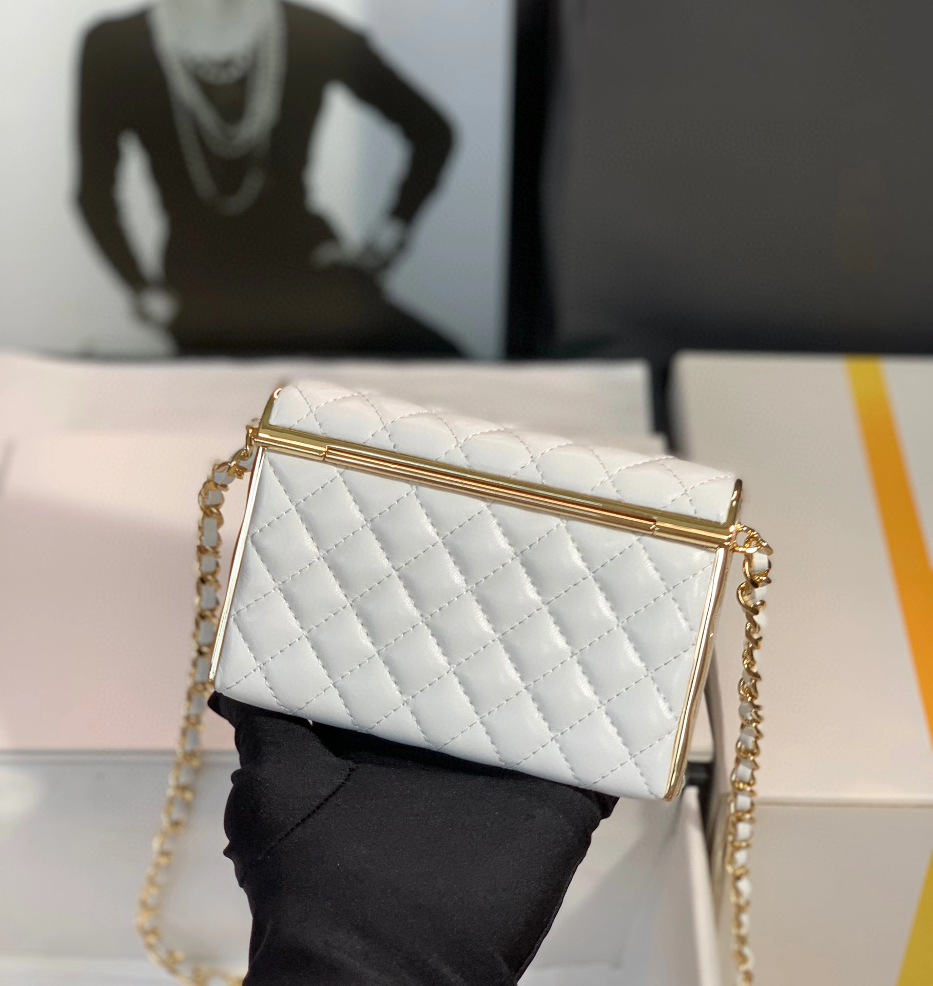 MOMO- high quality version sheephide item：B-B000H2820C