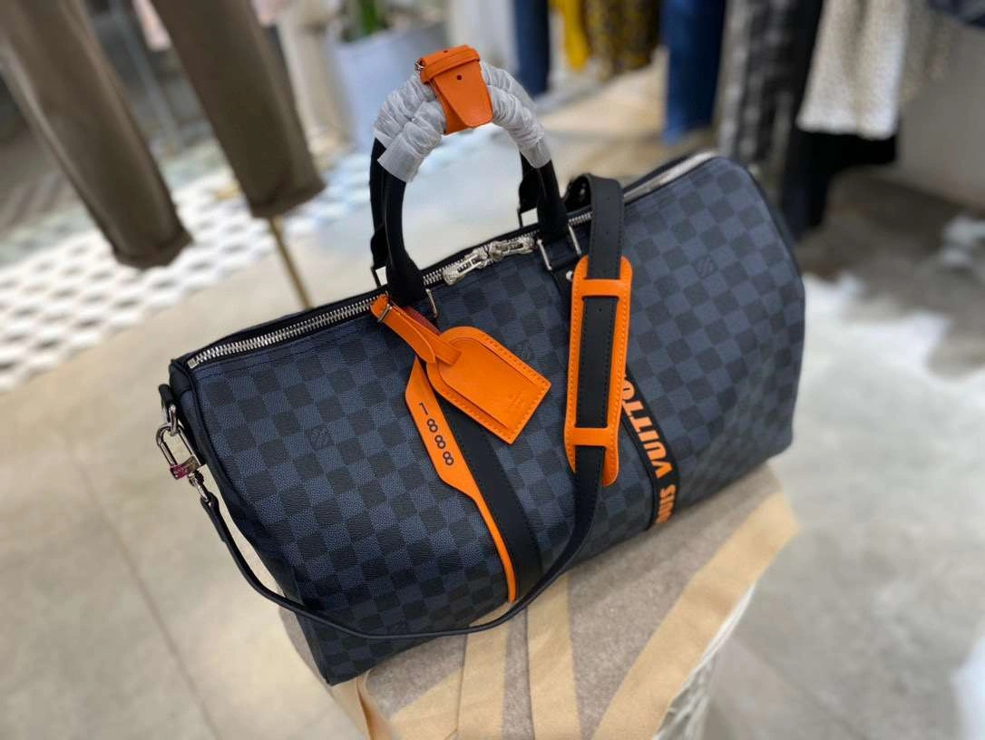 MOMO- item : 106B00F0608