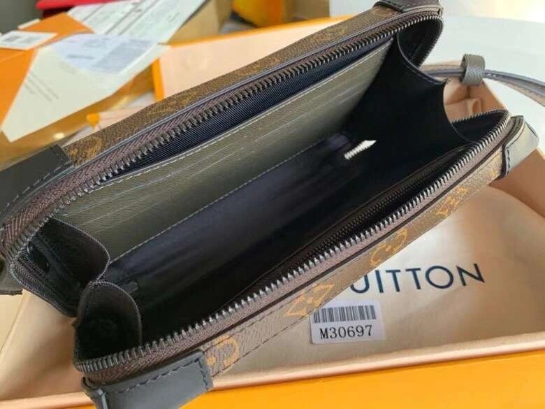 MOMO- item : 106B00F0610