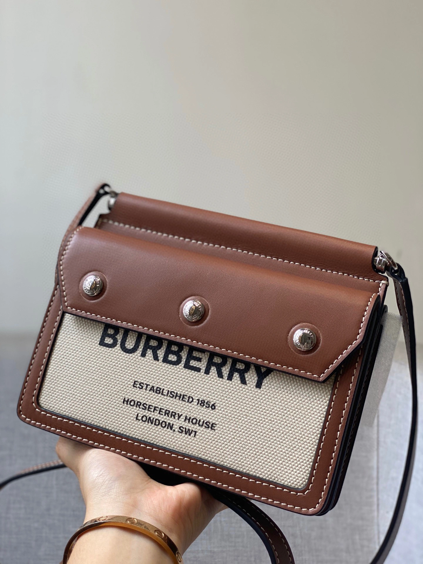 MOMO- item : A-B278L0106