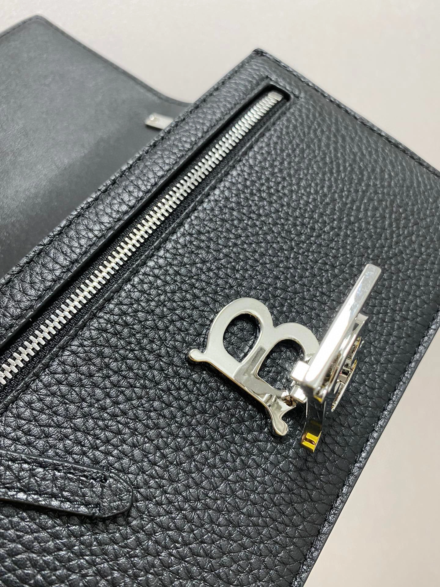 MOMO- item : A-B278L0109