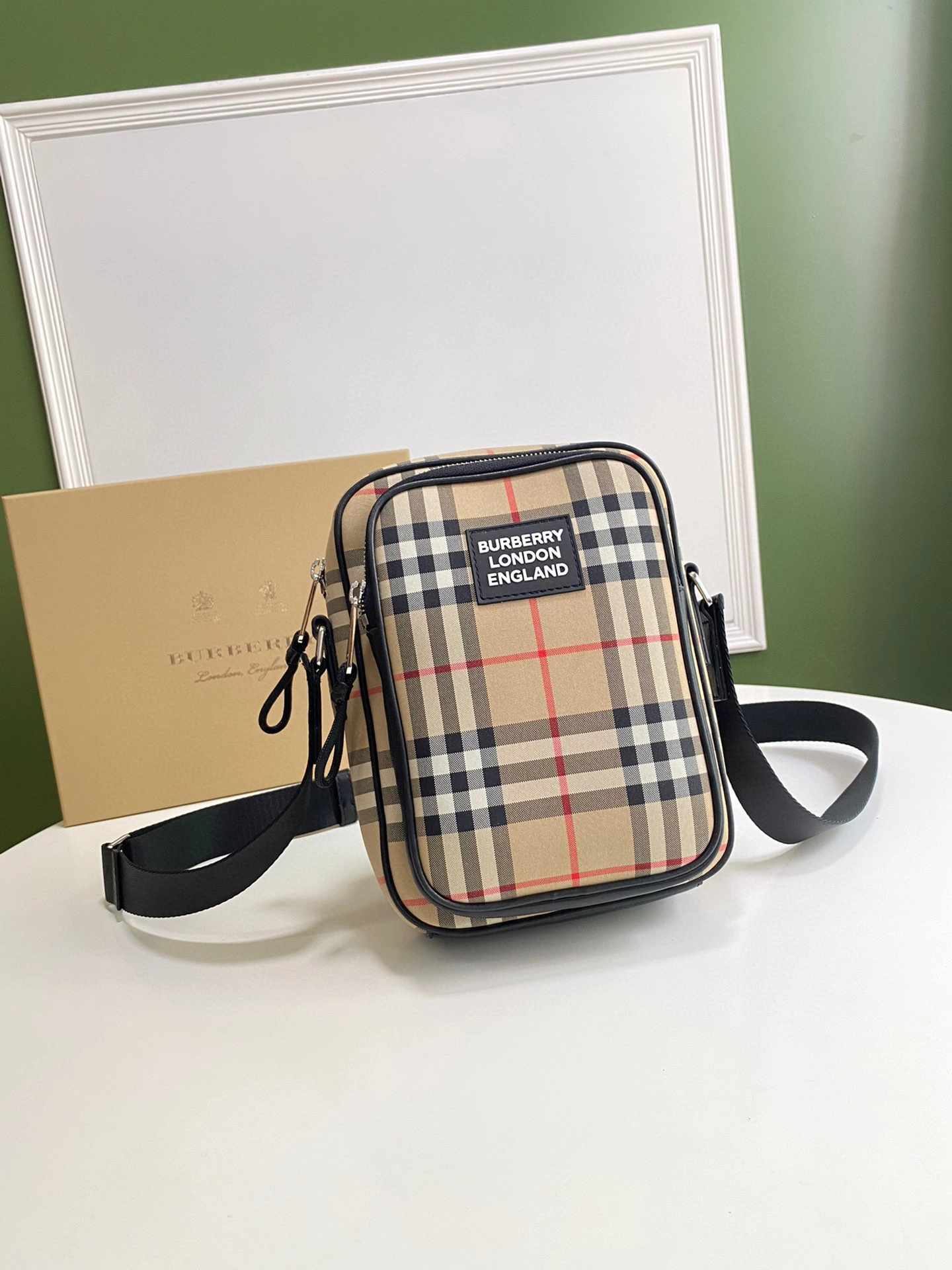 MOMO- item : A-B278L0119