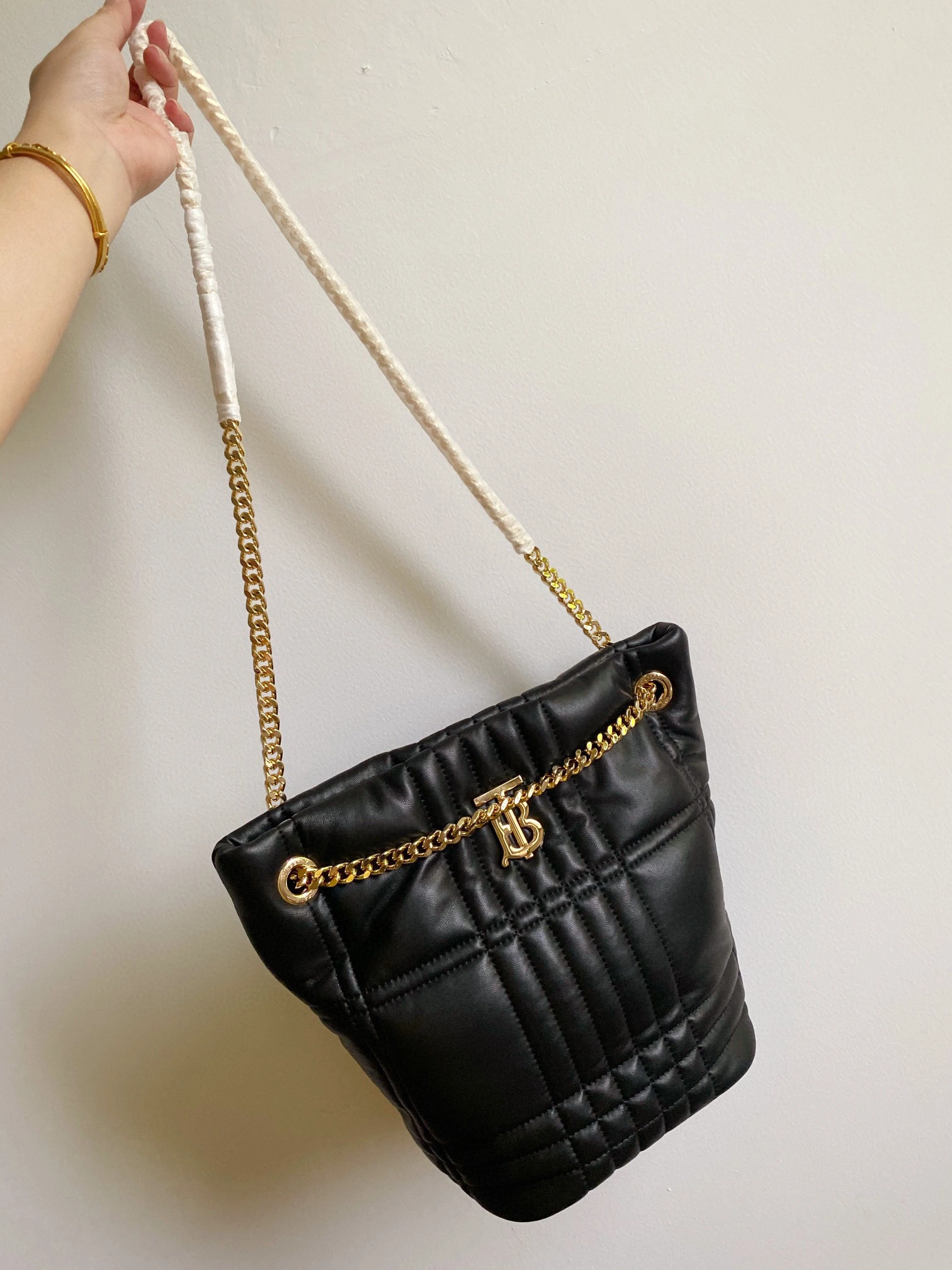 MOMO- item : A-B278L0126