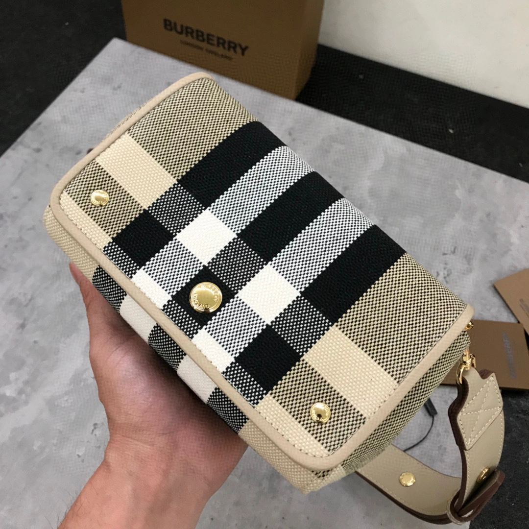 MOMO- item : A-B278L0138