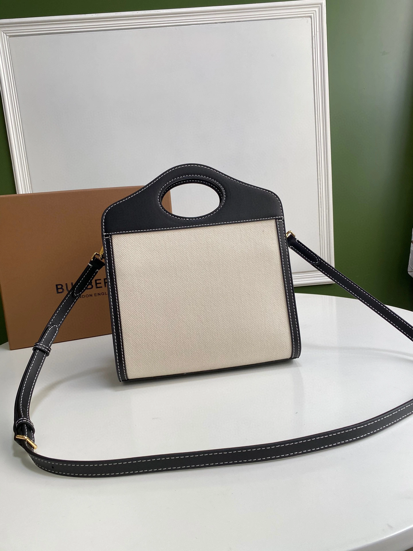 MOMO- item : A-B278L0140