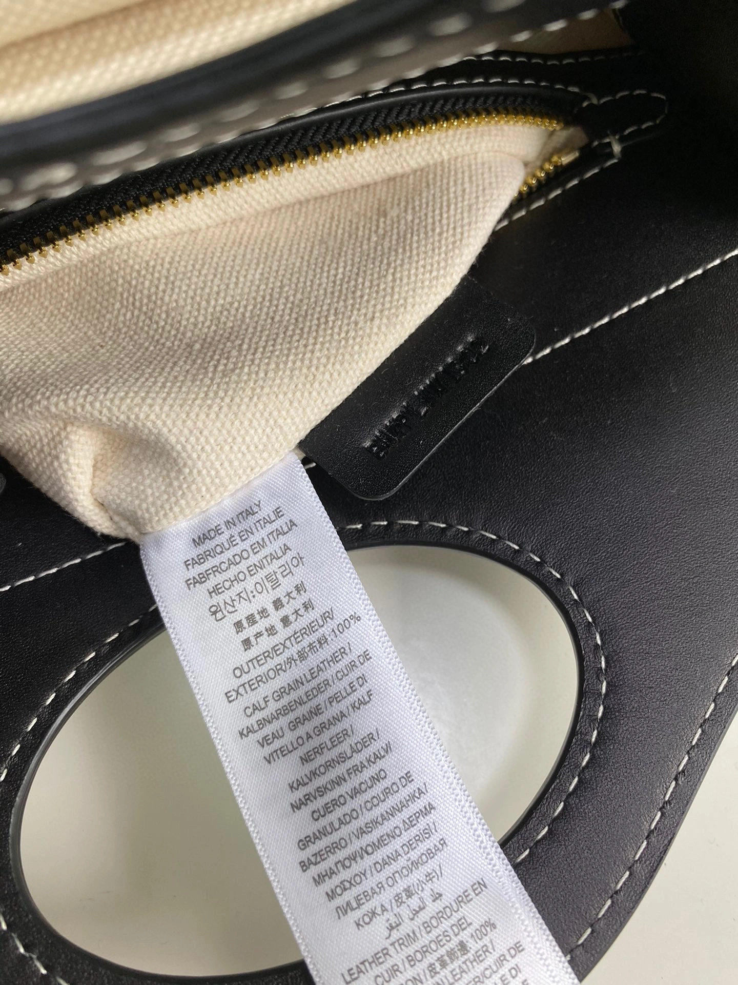 MOMO- item : A-B278L0140