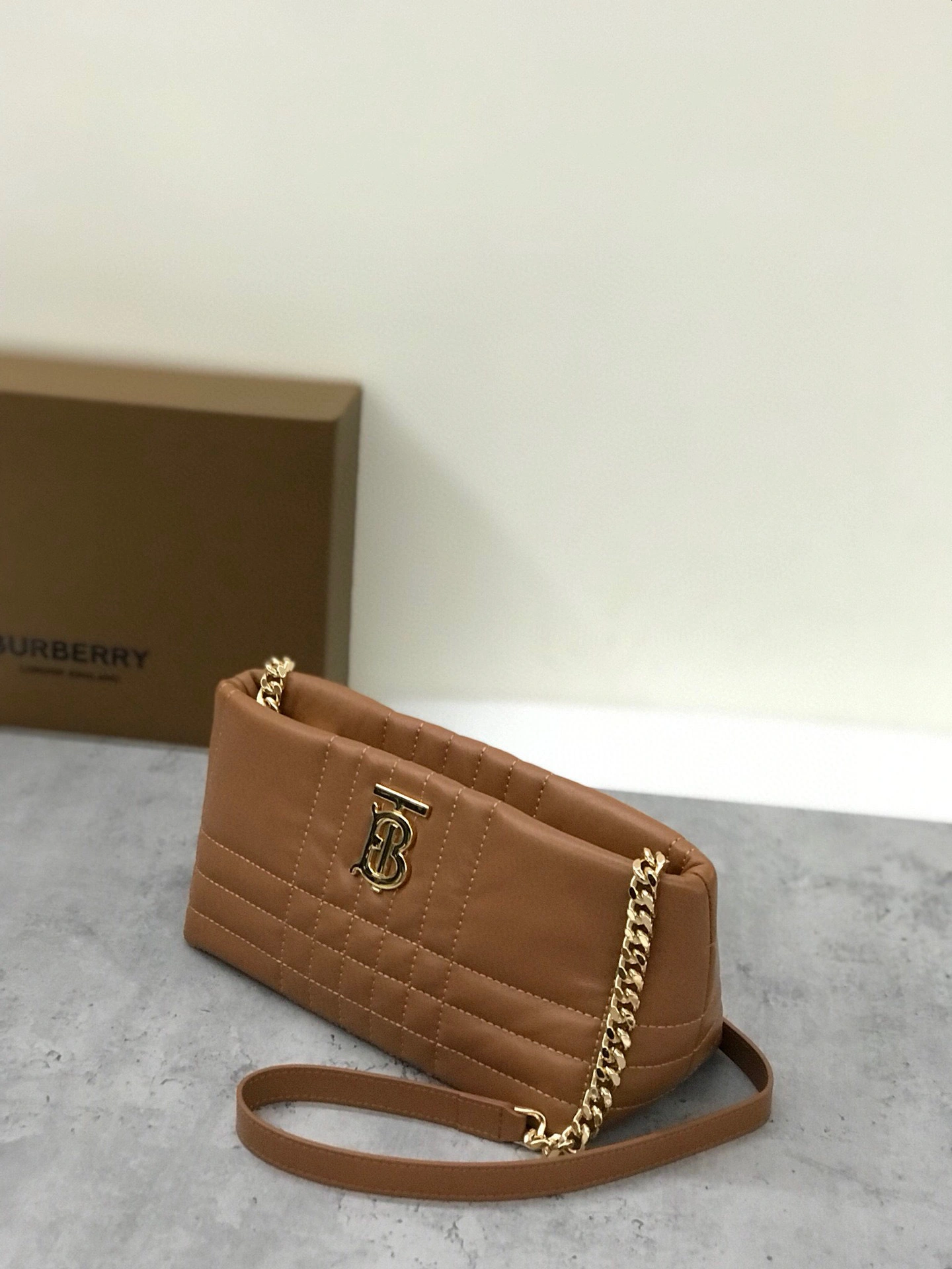 MOMO- item : A-B278L0141