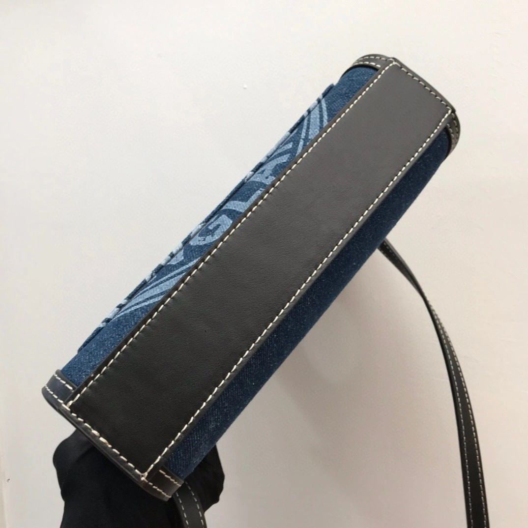 MOMO- item : A-B278L0218