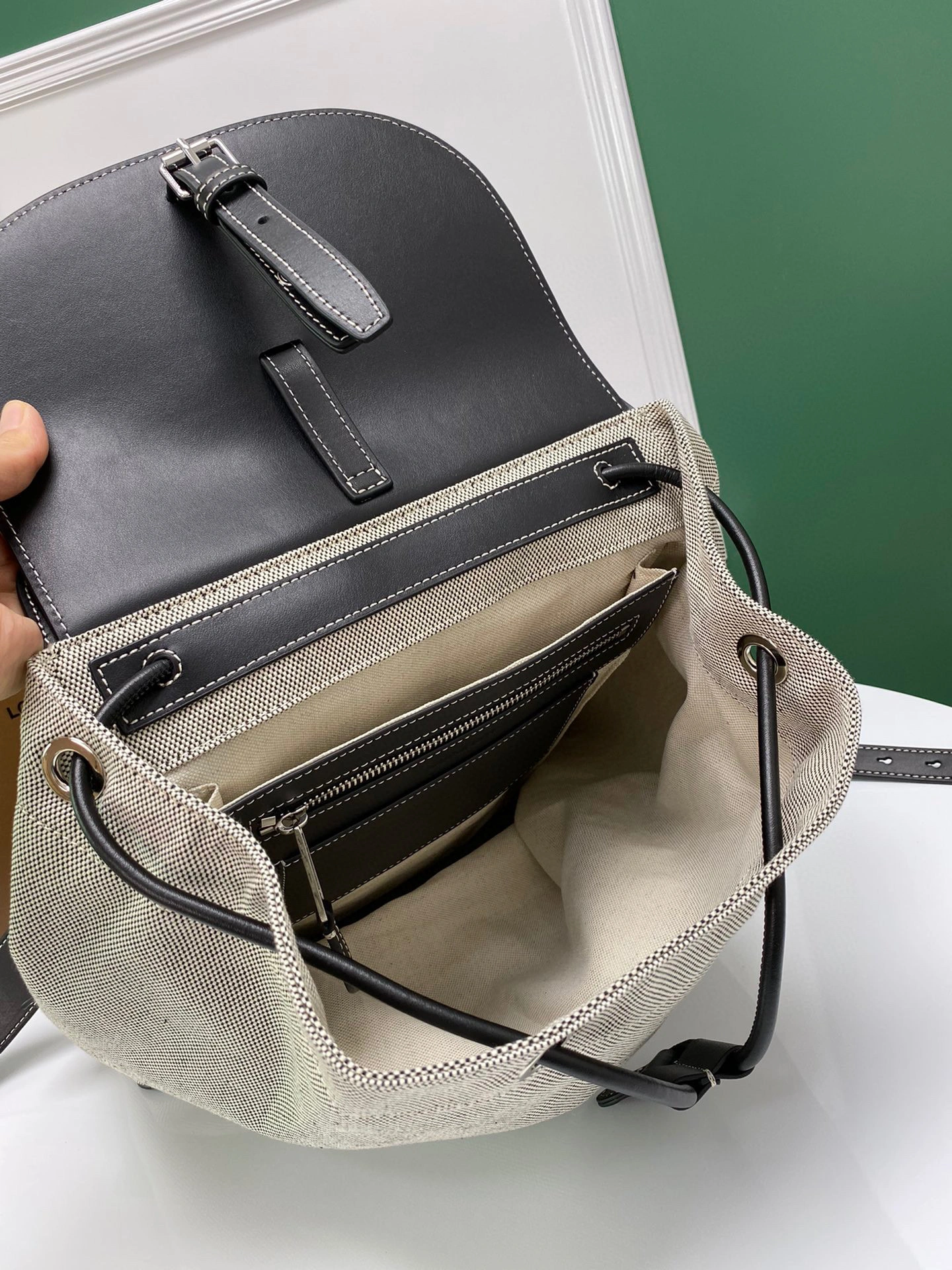 MOMO- item : A-B278L0223