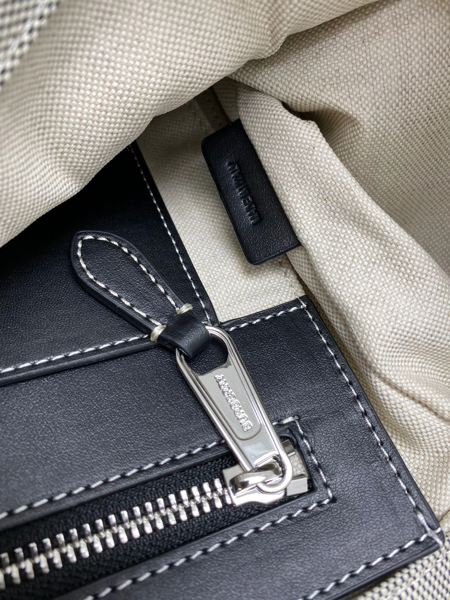 MOMO- item : A-B278L0223