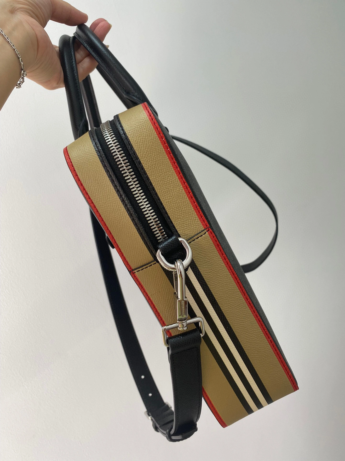 MOMO- item : A-B278L0225