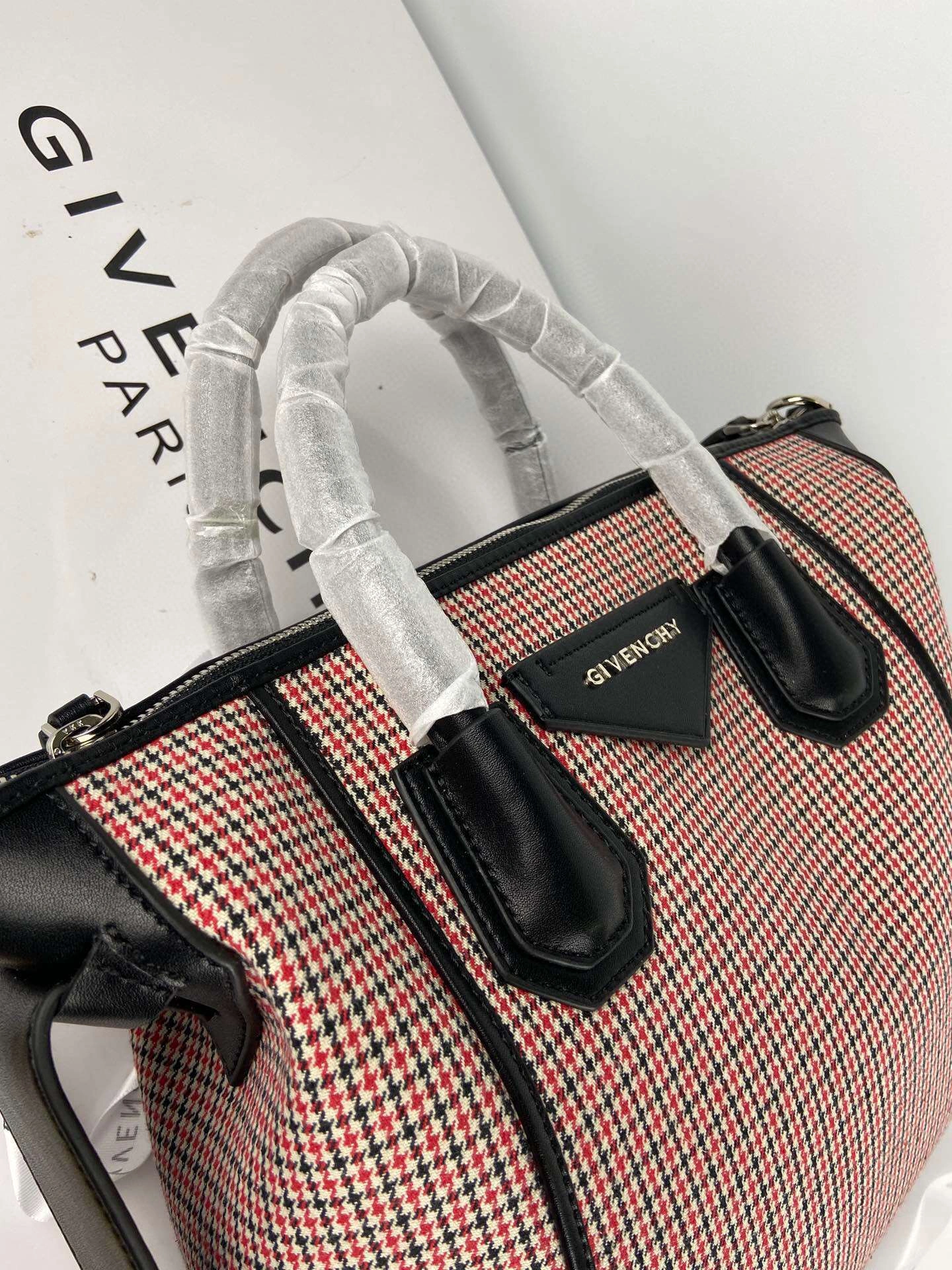 MOMO--item : M063B100A2315