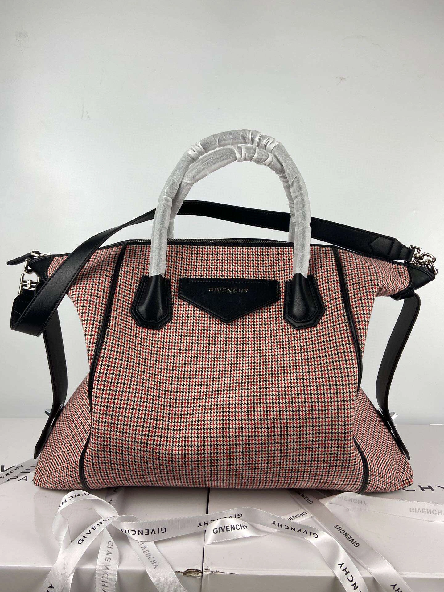 MOMO--item : M063B100A2315