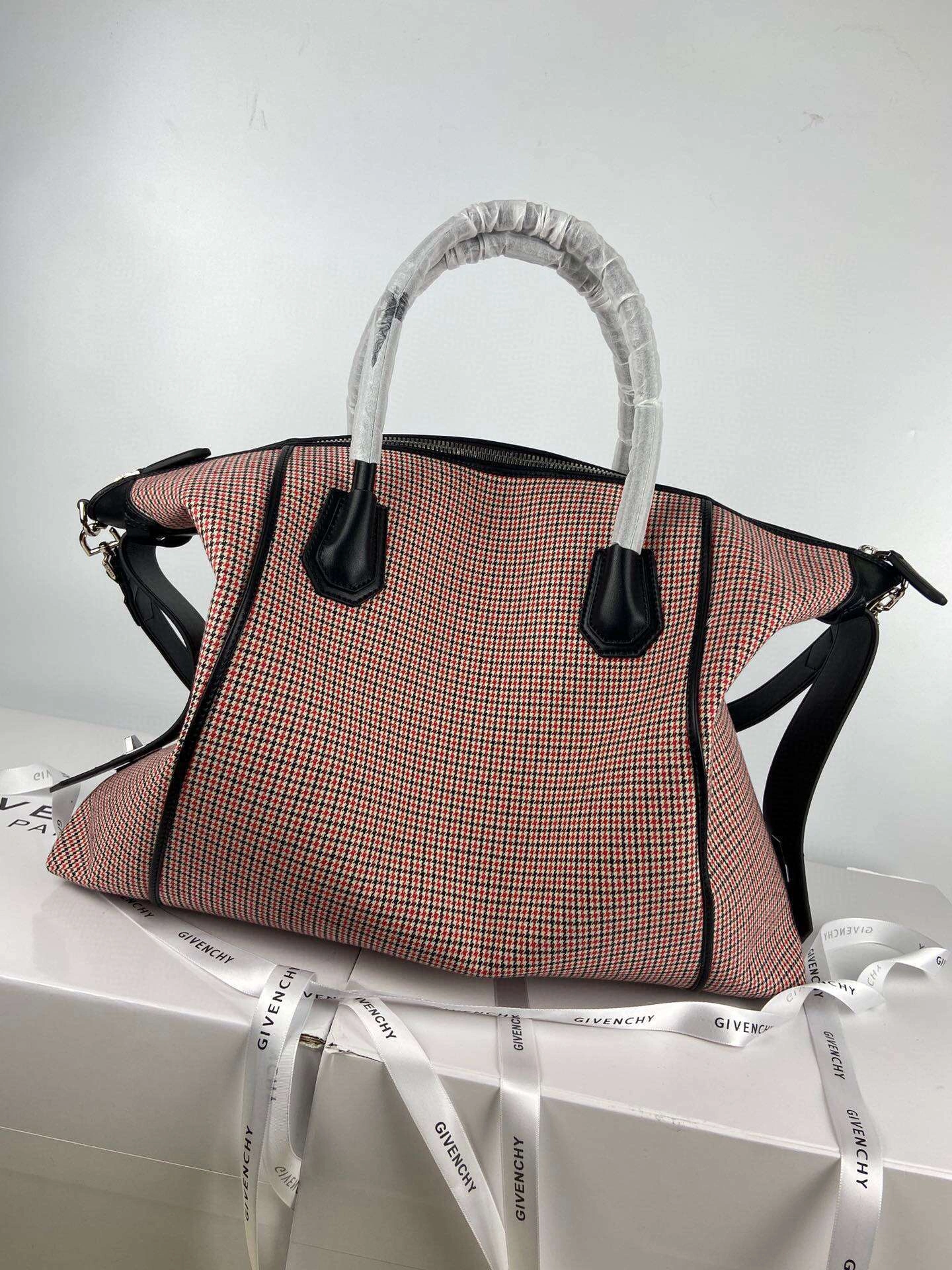 MOMO--item : M063B100A2315