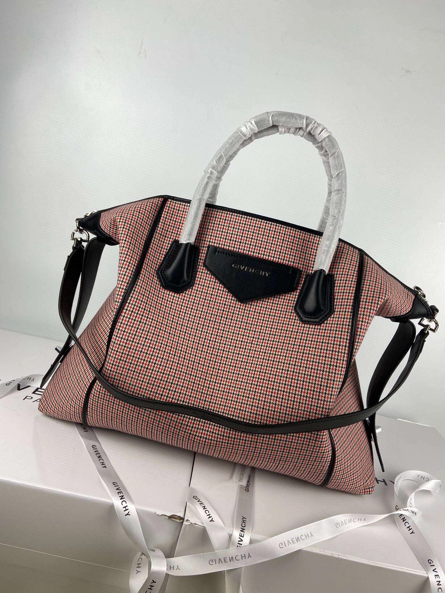 MOMO--item : M063B100A2315