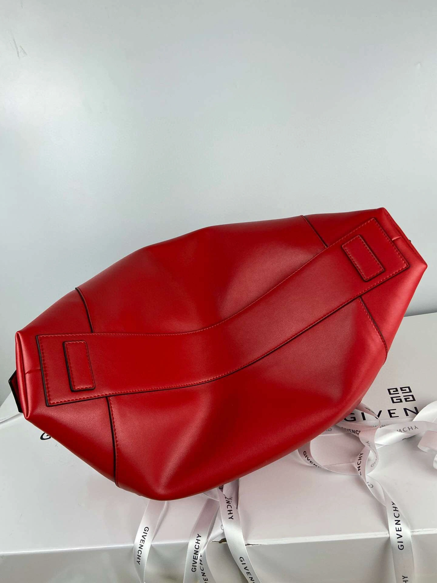 *MOMO--item : M063B100A2317-2