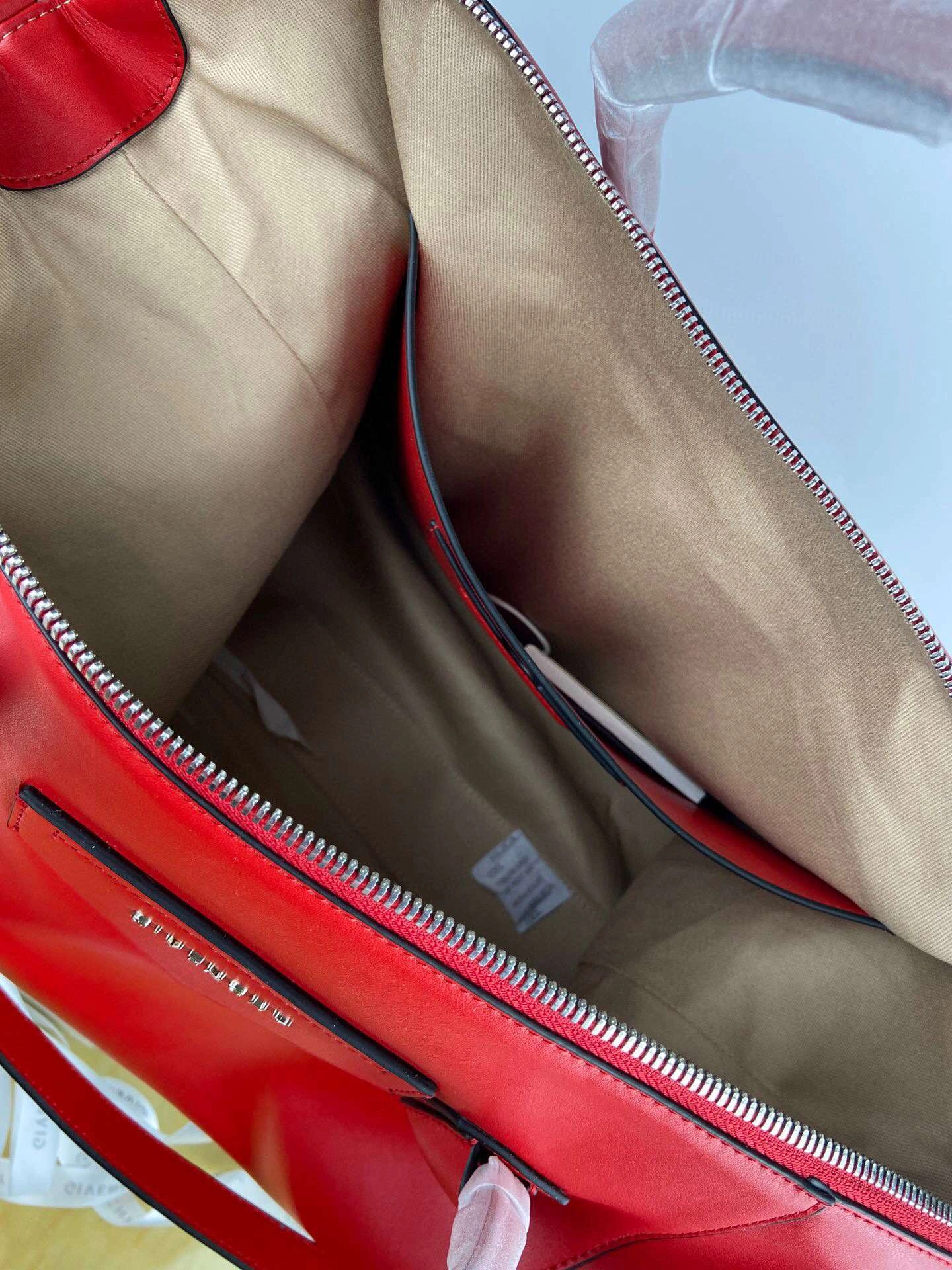 *MOMO--item : M063B100A2317-2