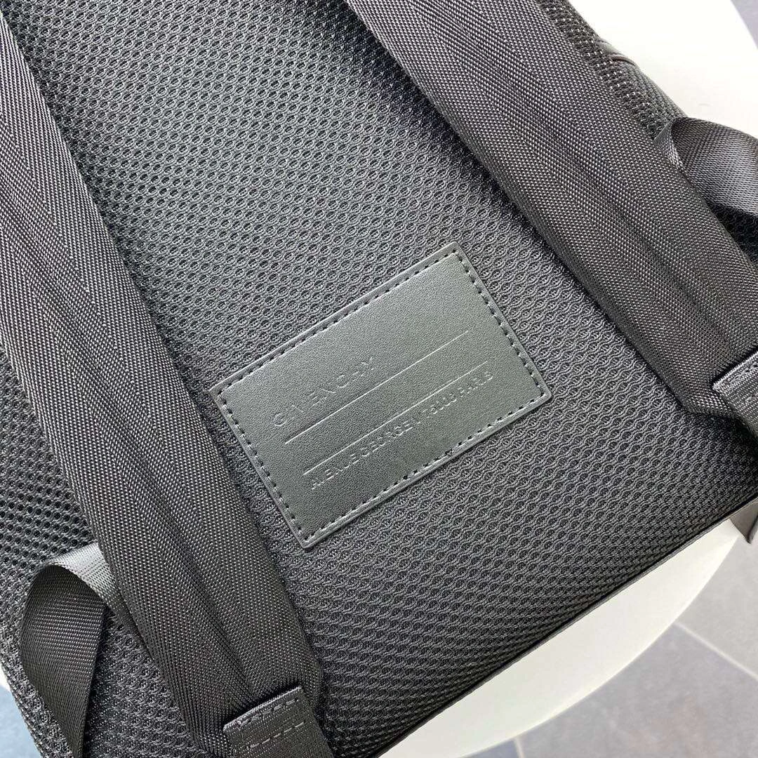 MOMO--item : M063B45A2331-2