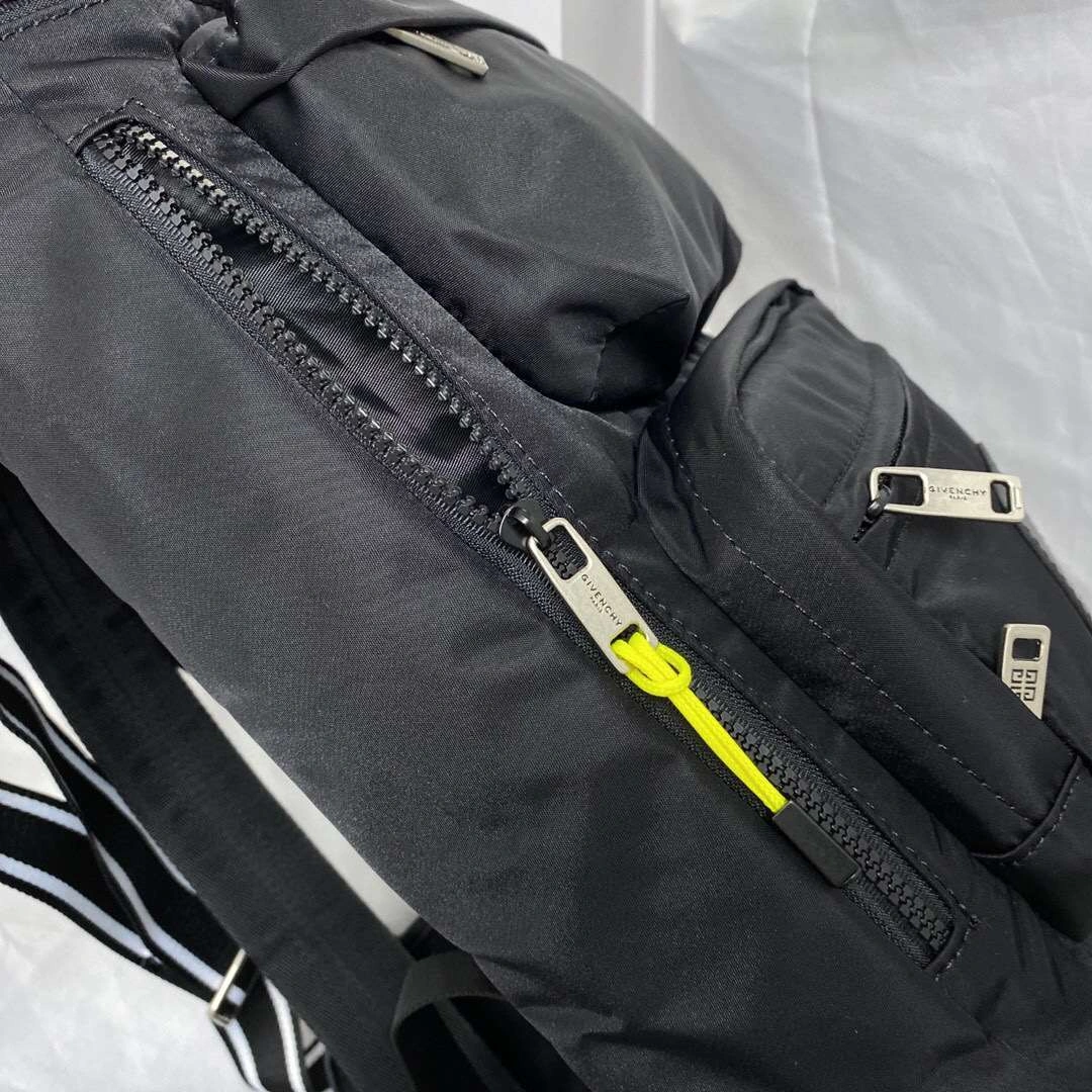 MOMO--item : M063B45A2333