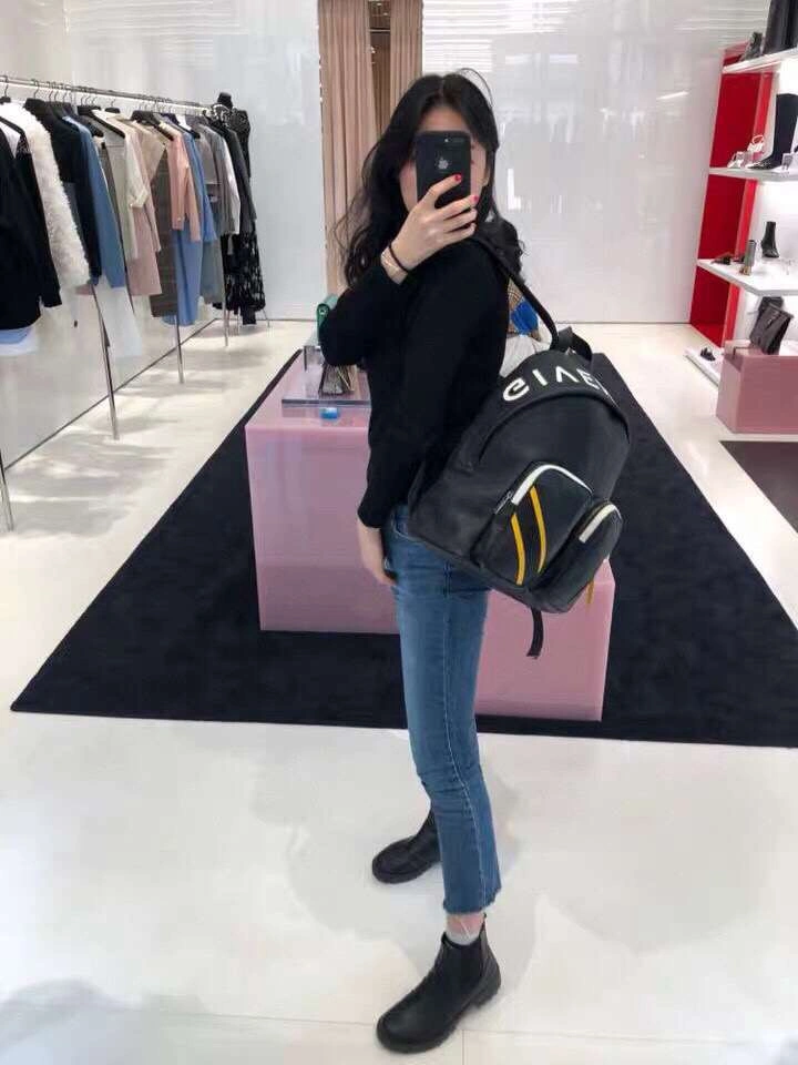 *MOMO--item : M063B65A2321-2