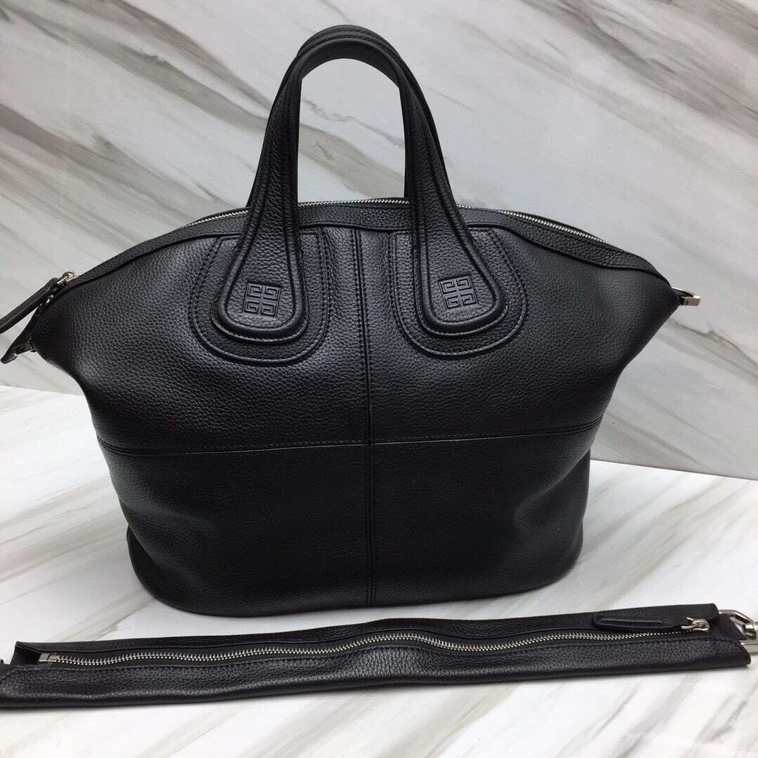 MOMO--item : M063B70A2330-2