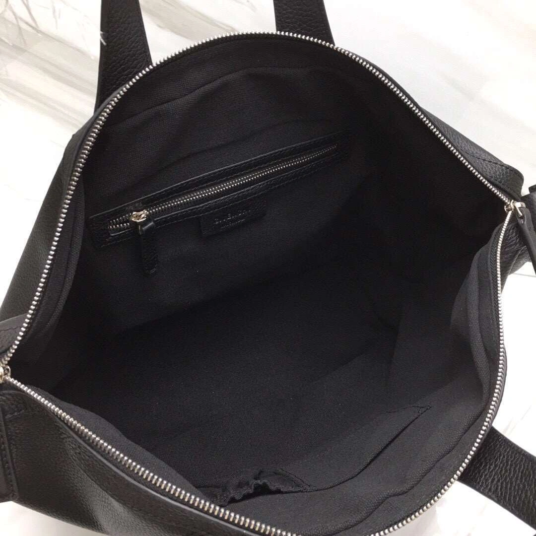 MOMO--item : M063B70A2330-2