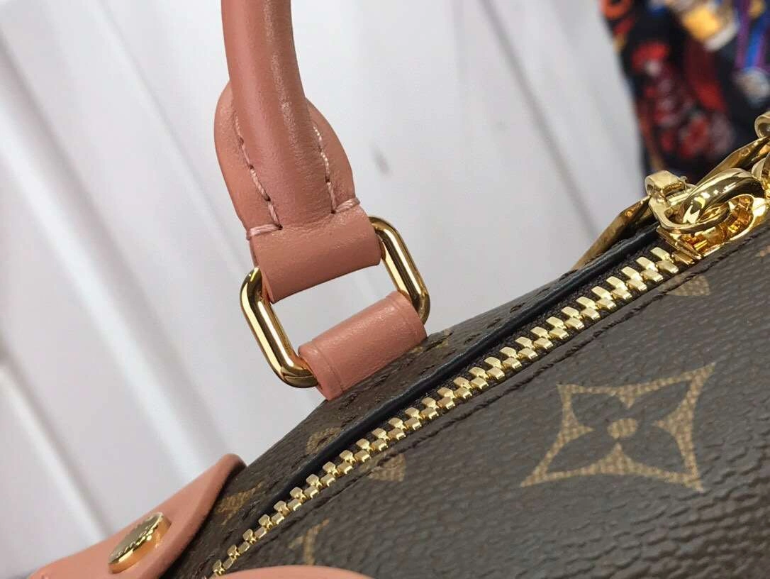 MOMO- item:174B52D0739-2