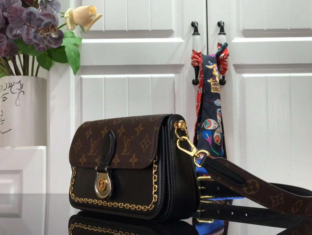 *MOMO- item:174B60D0740
